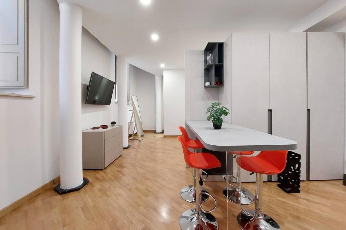 Trevi Barberini Apartment *